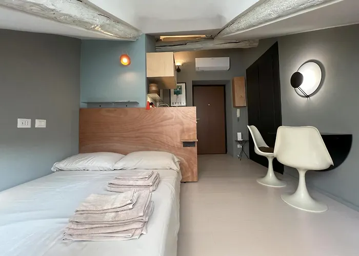 Provana5 - Design In アパート